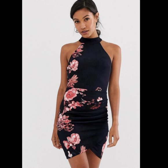 Wrap body hugging Dress - Play up or Down - Picture 3 of 8